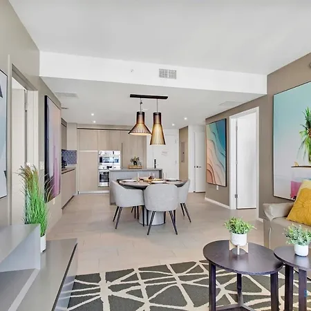 Sophisticated Coastal Haven, Parking Included Apartment Hollywood Exterior photo