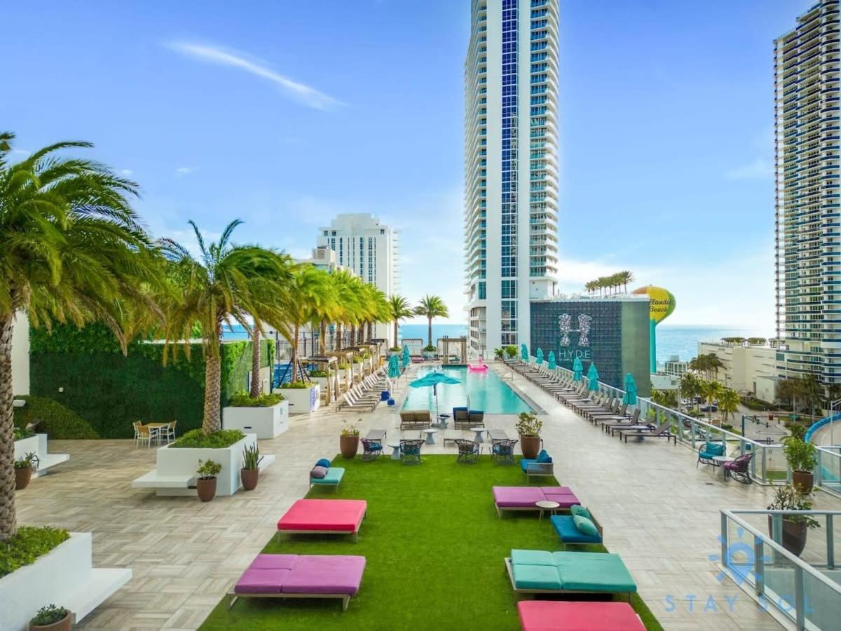 Apartment Sophisticated Coastal Haven, Parking Included Hollywood