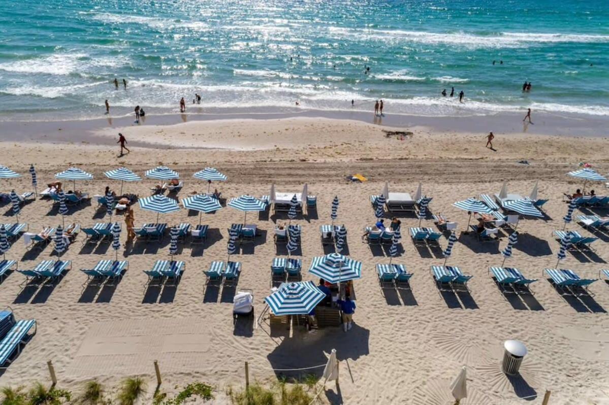 Apartamento Sophisticated Coastal Haven, Parking Included