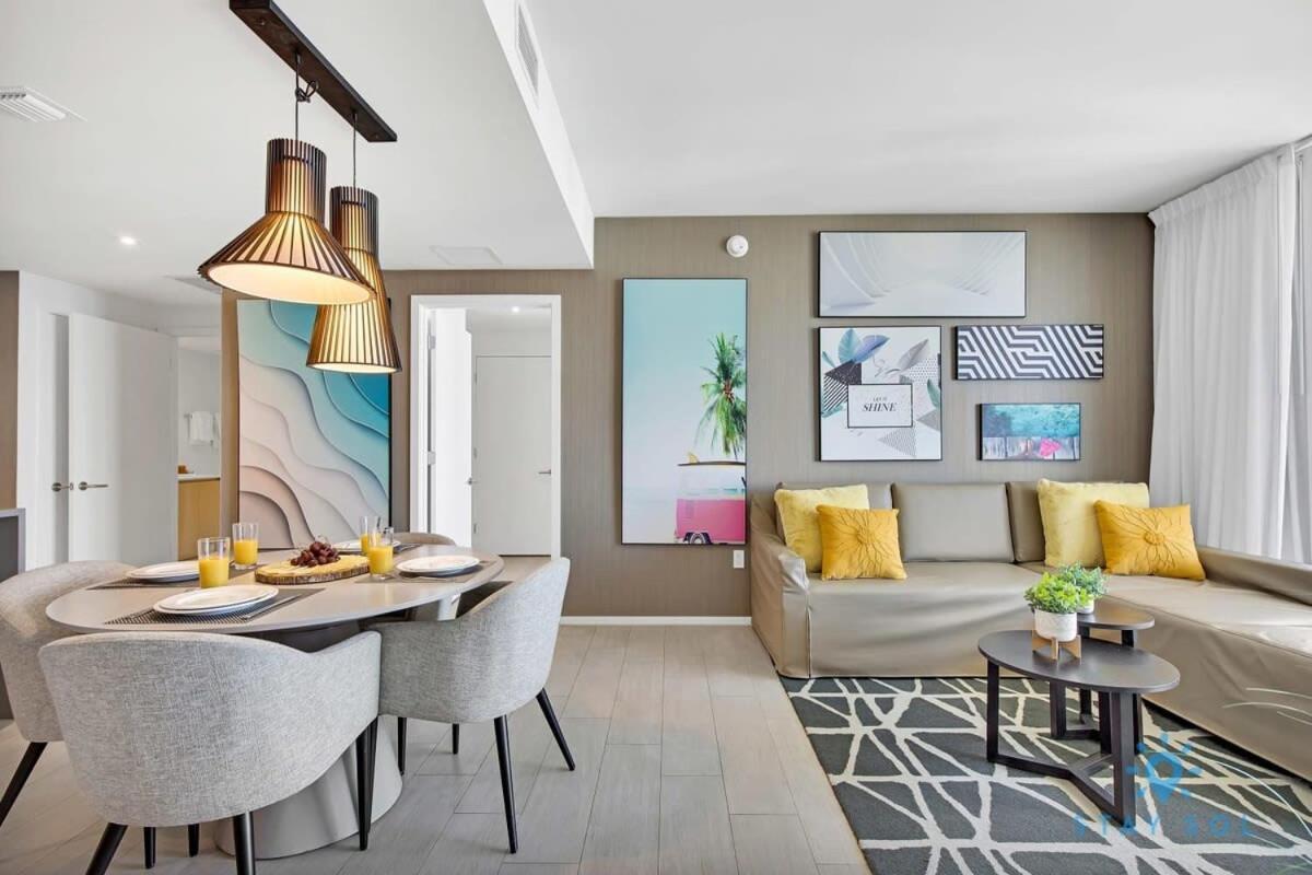 Sophisticated Coastal Haven, Parking Included *